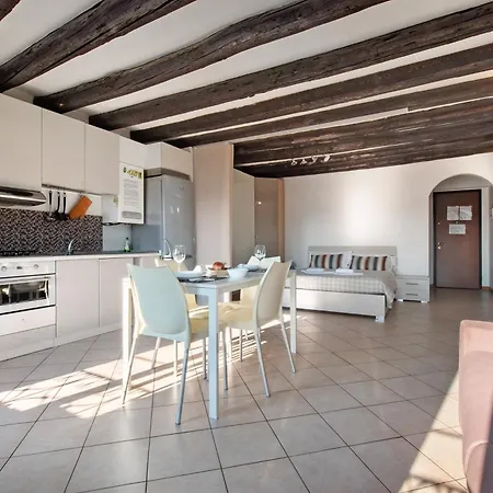 דירה Casa Civetta ברגמו